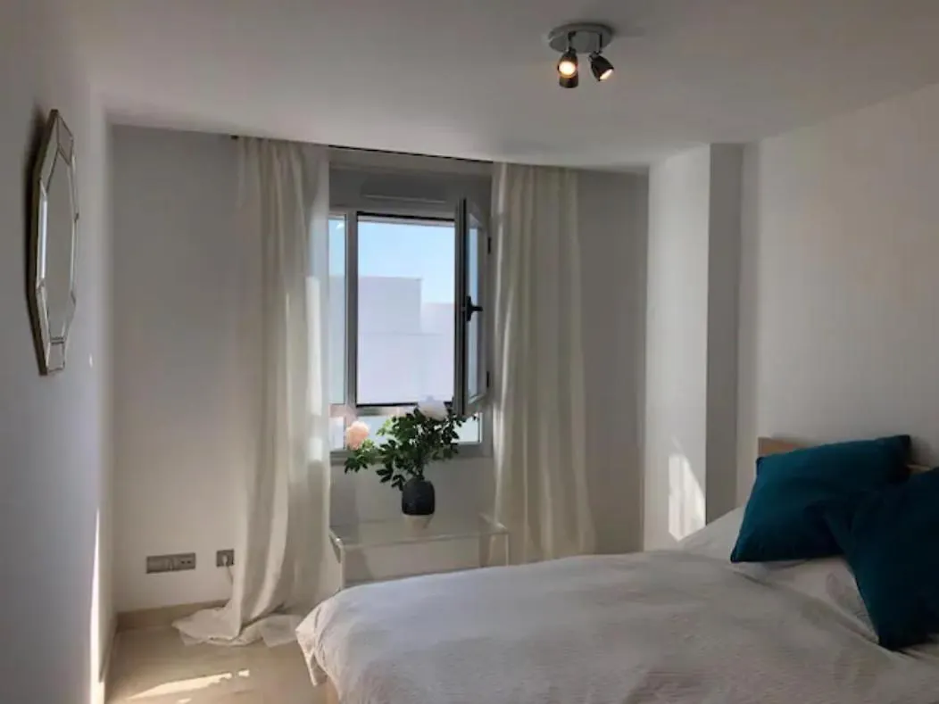 Modern Penthouse With A Large Roof Terrace Close To The Beach Marbella Lejlighed