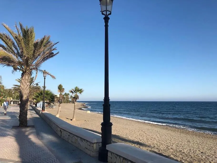 Modern Penthouse With A Large Roof Terrace Close To The Beach Marbella Spanien